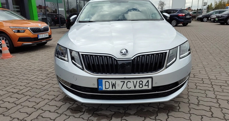 Skoda Octavia cena 57900 przebieg: 185385, rok produkcji 2019 z Kożuchów małe 211